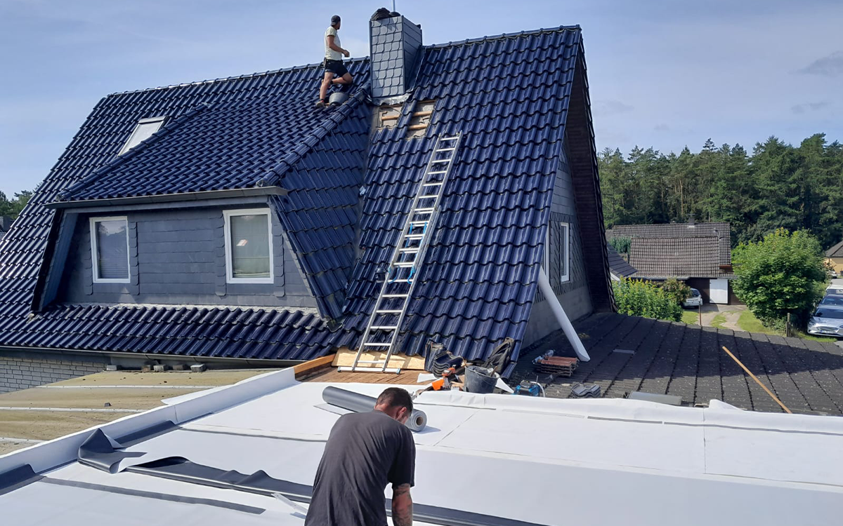 Dachsanierung und Abdichtung